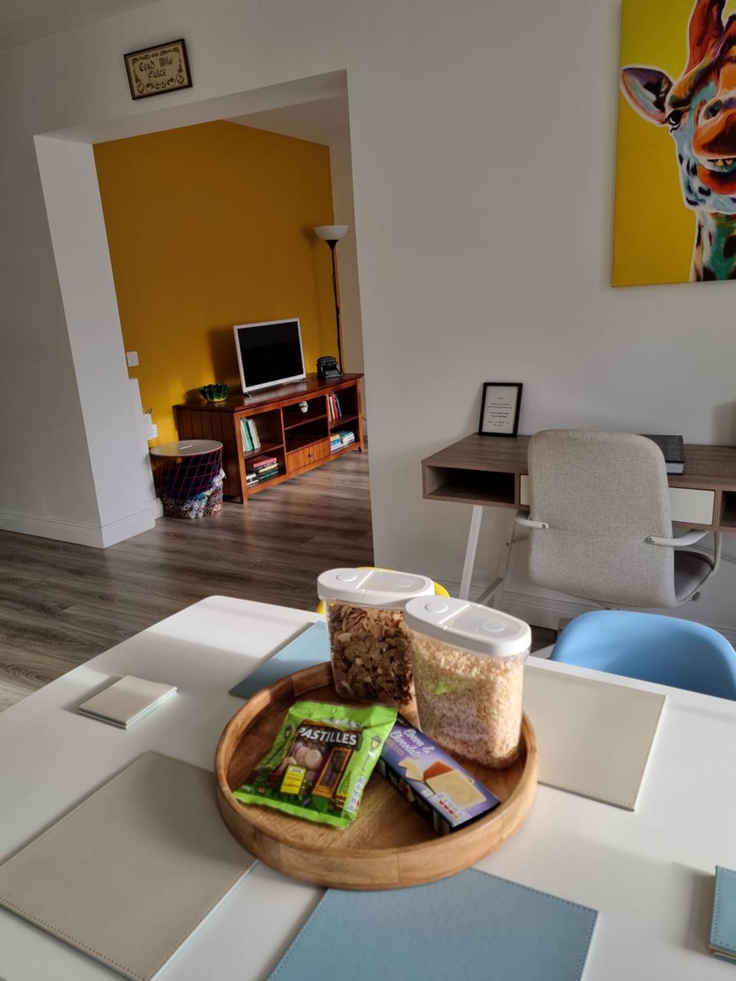 Spacious Curragh 2-Bed Apartment With Own Entrance Brownstown Bagian luar foto